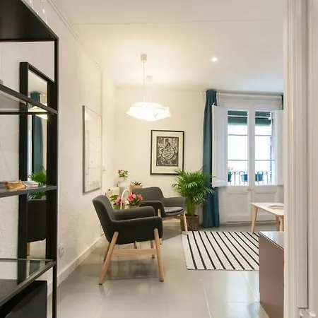 Charm And Privacy In Gothic Quarter - By Myrentalhost Apartment *