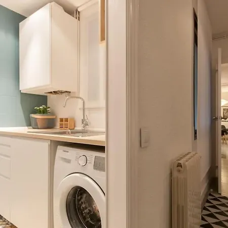 Apartment Charm And Privacy In Gothic Quarter - By Myrentalhost *