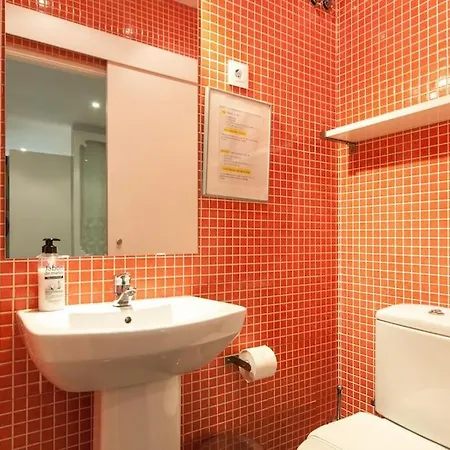 Charm And Privacy In Gothic Quarter - By Myrentalhost Apartment