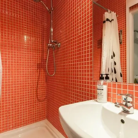 Apartment Charm And Privacy In Gothic Quarter - By Myrentalhost *